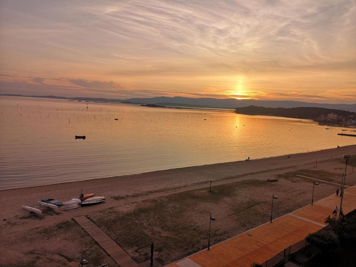 Precioso Apartamento En Primera Linea De Playa Vilagarcía de Arousa Extérieur photo